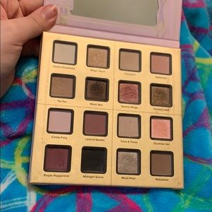 Too faced sugar plum fun limited edition pallet